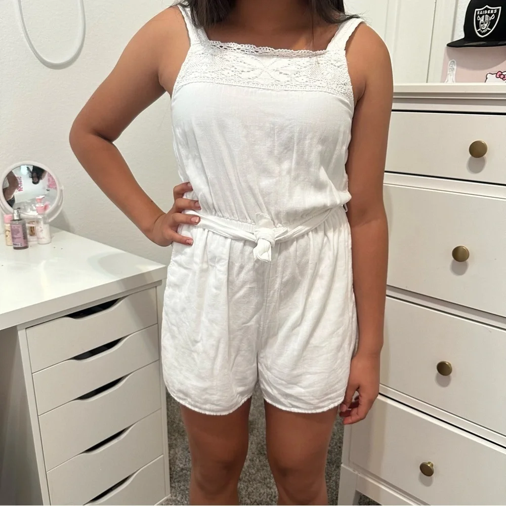 Abercrombie kids, white romper size 15-16